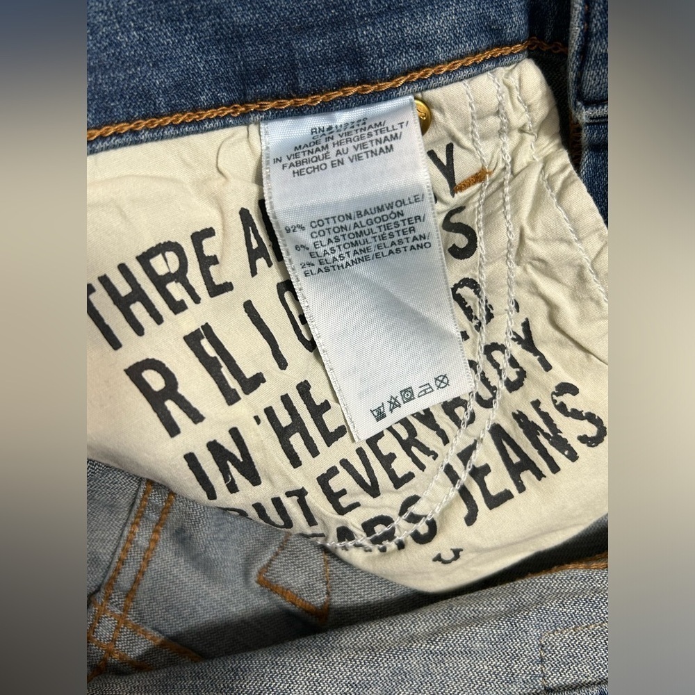 True Religion Becca Mid Rise Bootcut Crop Raw Hem Jeans - Picture 7 of 9
